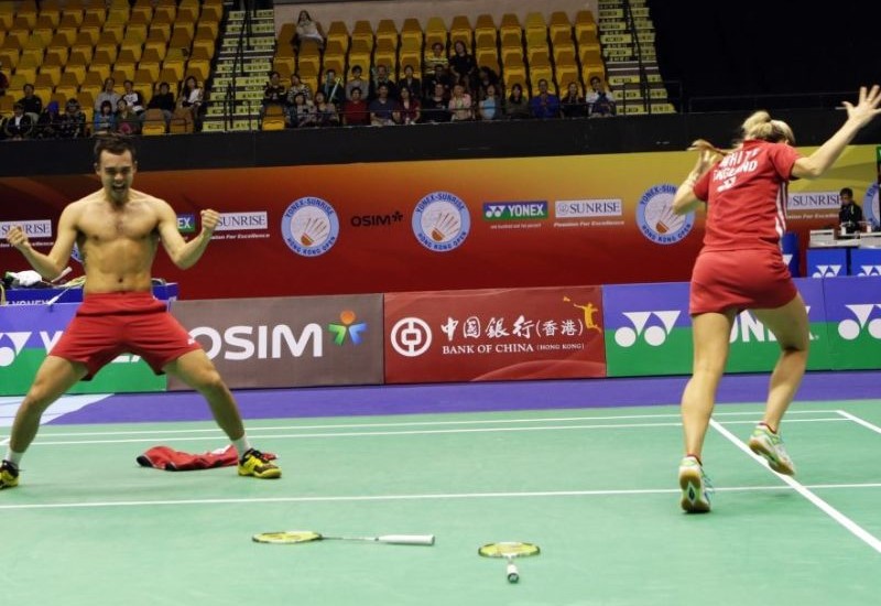 Hong Kong Open 2013: Day 5 – Finals Date for Mr & Mrs Adcock